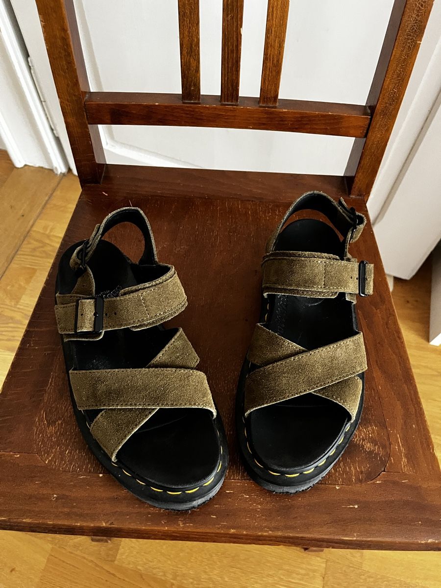 Dr. Martens Damenschuhe: Sandales Doc Martens  – Gebraucht aus Villars-Bozon von ale_8ynr
