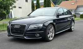 AUDI A4 Avant 3.0 TDI quattro tiptronic S-line 
