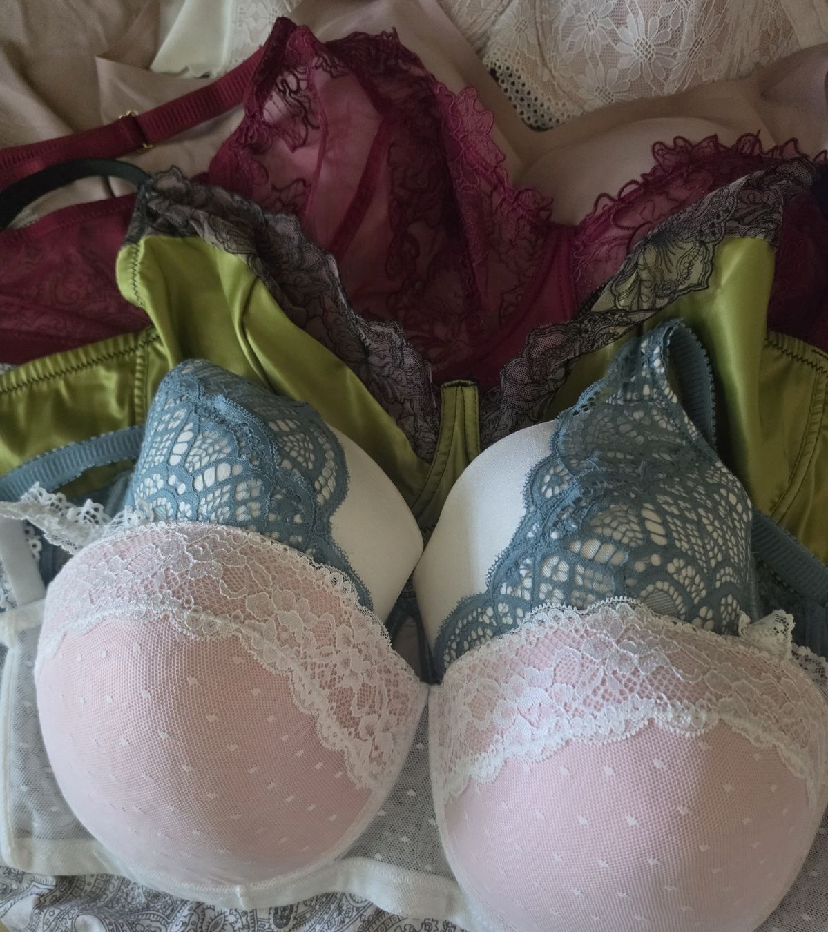Sonstige Unterwäsche: BH Set NEU – Neu (gemäss Beschreibung) aus Uster von mikedizzy84 1