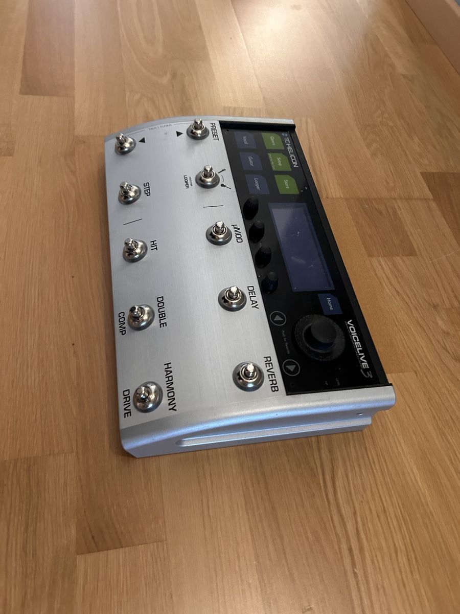 Strumenti musicali: TC Helicon VoiceLive3 – Usato da St. Gallen venduto da nic_p96r 1