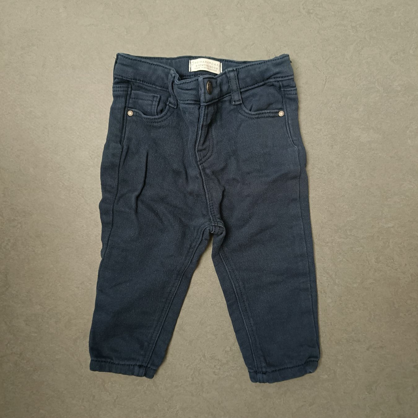 Pantalons: Jeans Grösse 80 – D'occasion à Jaberg par urig17.