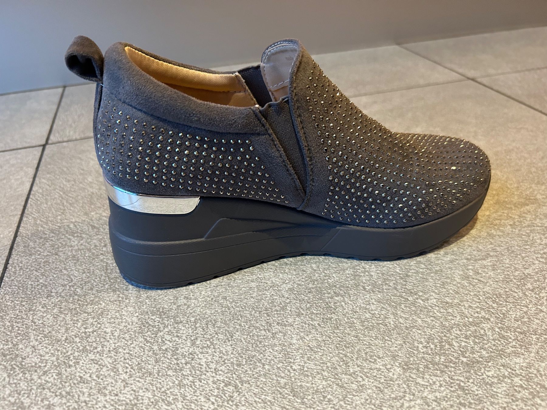 Damenschuhe: Schuhe JANESSA gris gr 37‪ – Gebraucht aus Arbedo von nadia1973 3