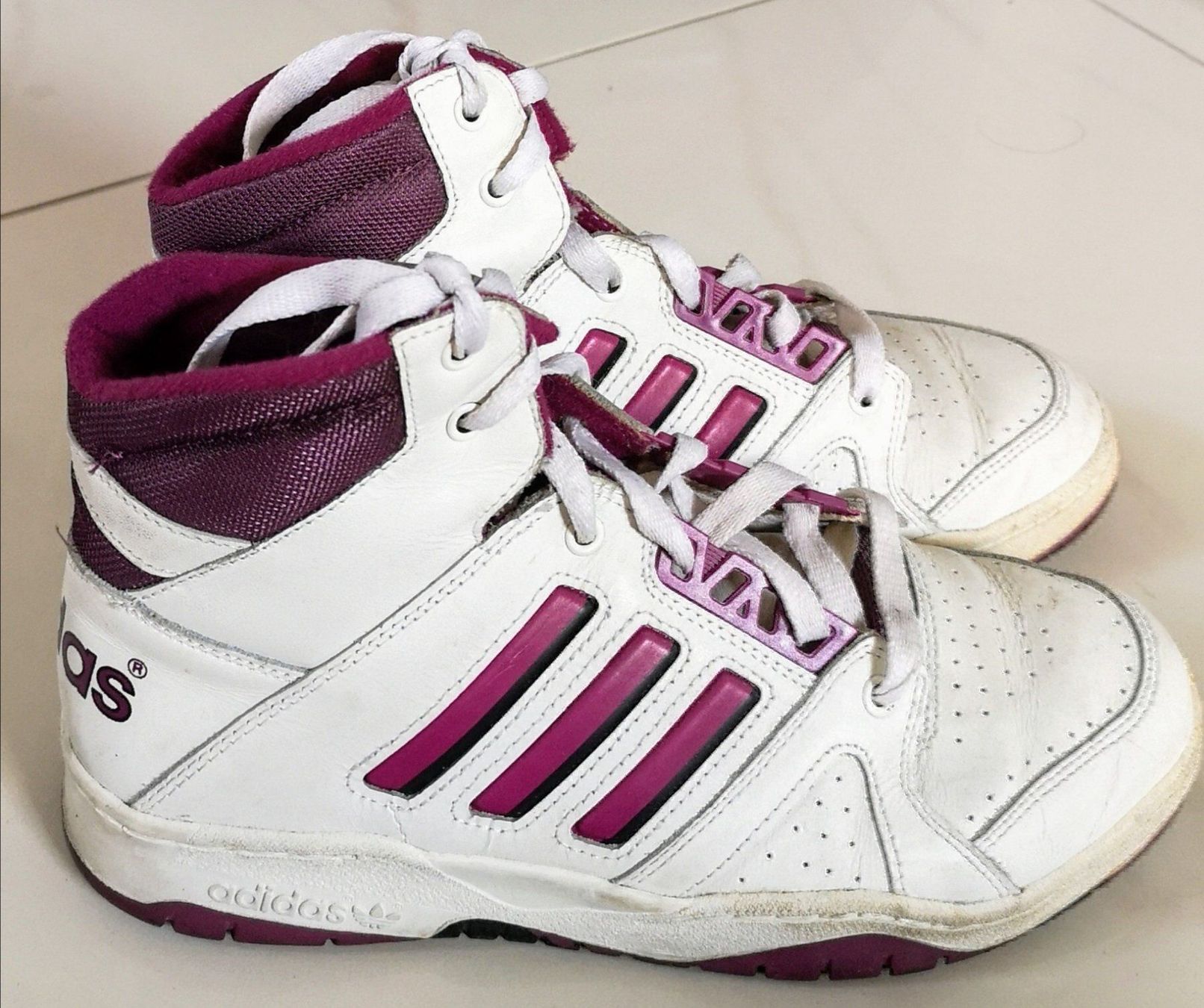 Adidas Scarpe da donna: Original Adidas Sneaker Gr. 38 2/3 – Nuovo (secondo la descrizione) da Widnau venduto da Schurlibua 3