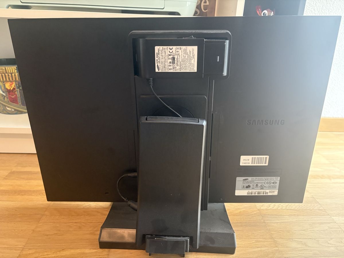 Samsung Monitor: Samsung Monitor – Difettoso da Heimberg venduto da Miicky.s1 1