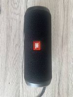 JBL Flip 4  Bluetooth Lautsprecher