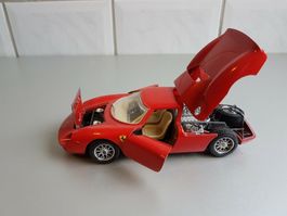 Burago Modelauto 1:24 Ferrari 250 LM 1965 rot