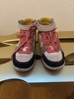 Coole Turnschuhe von GAP, Grösse 28