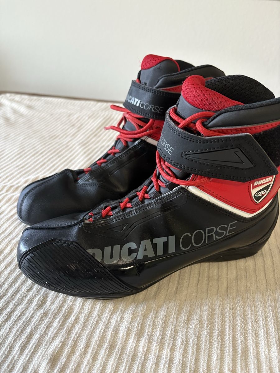 Ducati Scarpe da uomo: Motorradstiefel Ducati Corse – Nuovo (secondo la descrizione) da Olten venduto da crischan