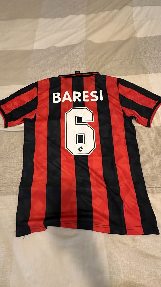 Canottiere & Pantaloni: Milan 93/94 Baresi 6 – Nuovo (secondo la descrizione) da Oberrieden venduto da jon_5cl2
