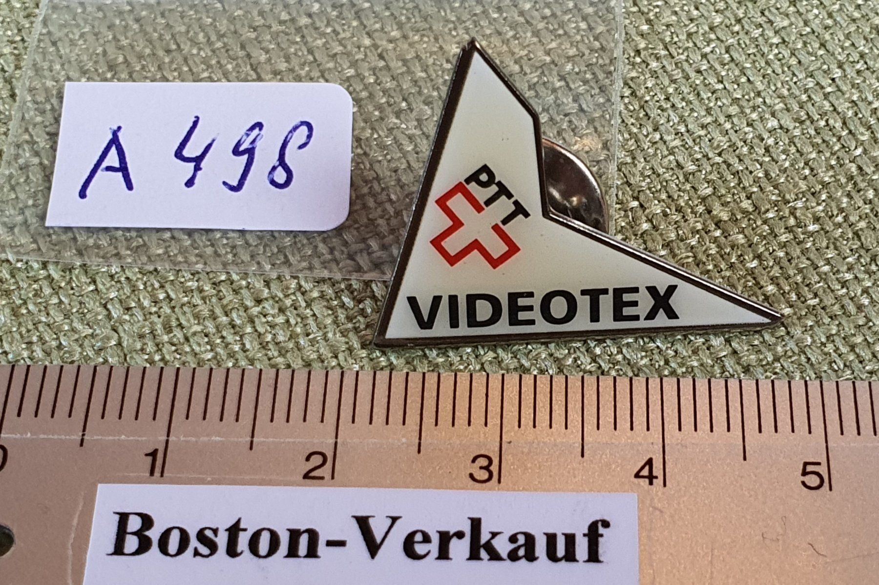 Spille: A498 - Pin PTT Videotex - Die Post – Usato da Reinach BL venduto da Boston-Verkauf 2