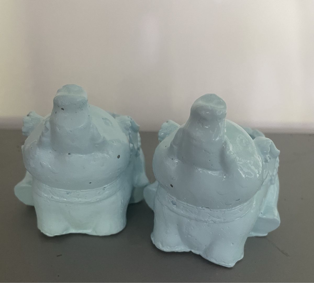 Tutte le decorazioni: 2 süsse Deko Elefanten Töpfe hellblau – Nuovo e nell'imballaggio originale da Au ZH venduto da Jaggy4 4