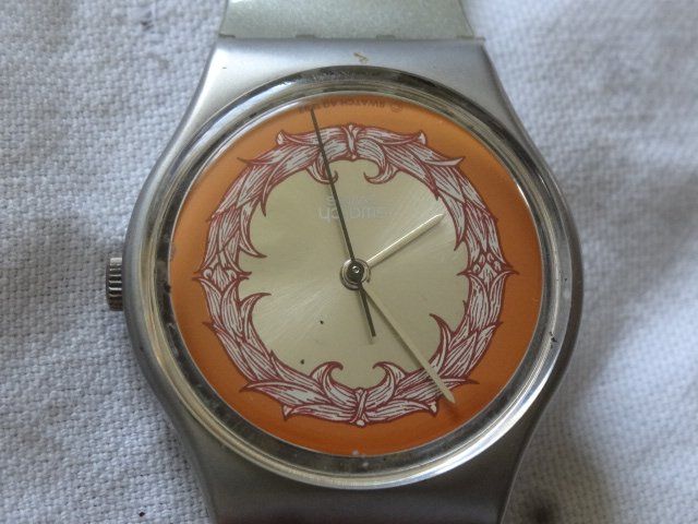 Swatch Montres: S-WATCH  SCHÖNE HERREN UHR,QUARTZ.SCHÖNE FARBE.LÄÜFT – D'occasion à zürich par ahmad01 7