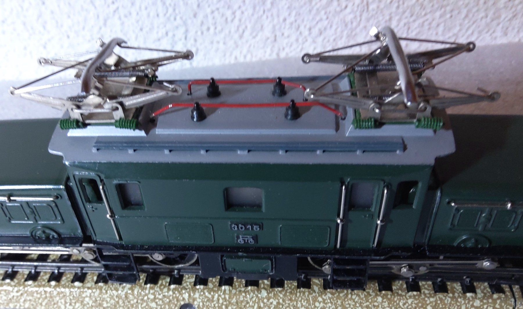 Märklin Modellini di ferrovie: Märklin Krokodil 3015 (Gratis Versand) – Difettoso da Safnern venduto da Leila2 6