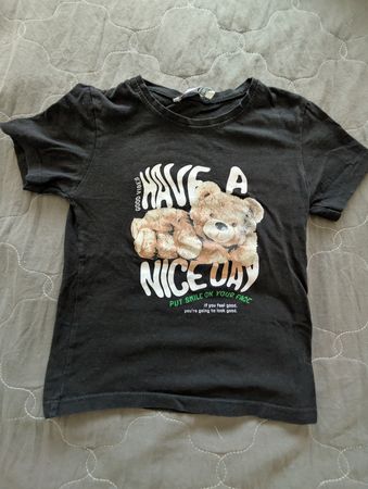 Schwarz T-Shirt mit Teddy Grösse 5 Jahre gut erhalten