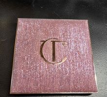 Charlotte Tilbury Look in a Palette