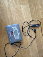 Sony Walkman CD Player Discman mit Kopfhoerer gebraucht