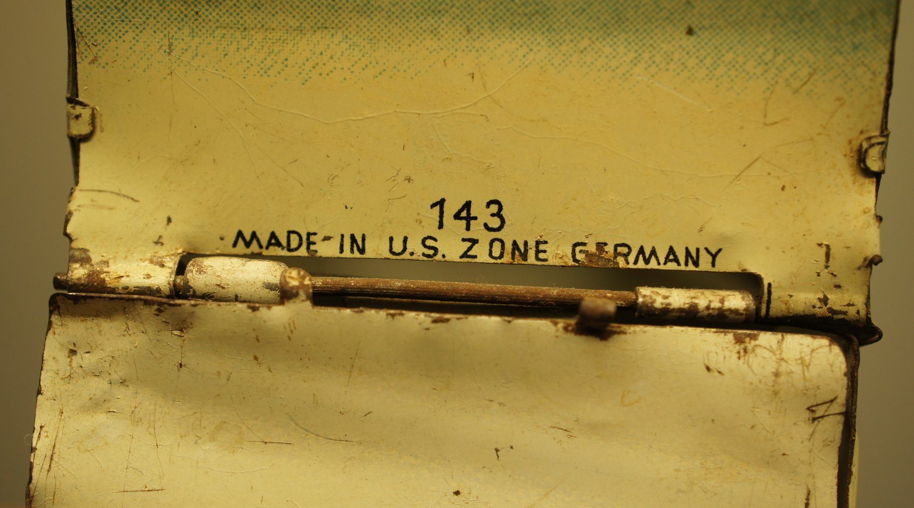 Giocattoli: Antikes Blechspielzeug Made in US Zone – Usato da Kriens venduto da 1mars10 2