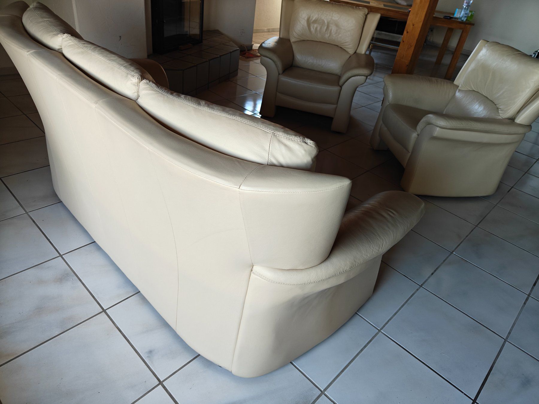 Divani: Polstergarnitur Leder - 3-Sitzer Sofa mit 2 Sesseln – Usato da Birr venduto da DisDas 5
