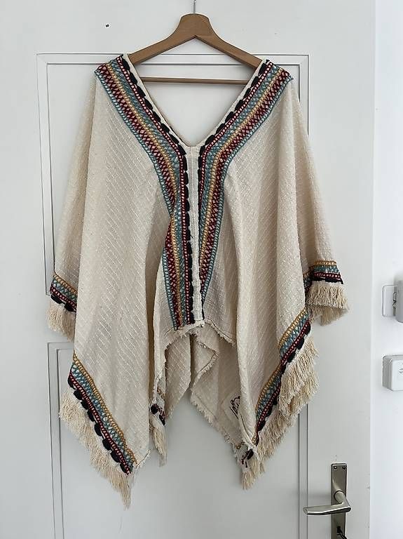 Bolero: Poncho handmade in Mexiko – Usato da Zürich venduto da live06