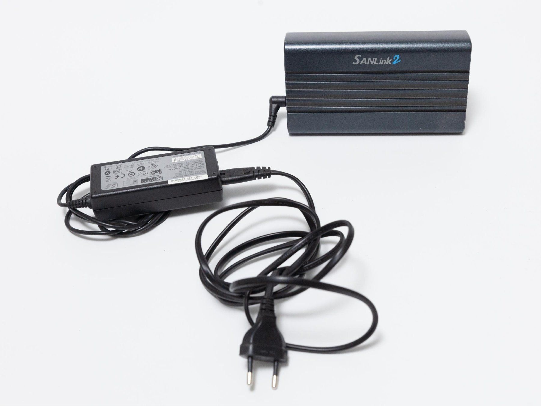 Unità & Adattatore: PROMISE SANLink2 Thunderbolt 2 auf 10 Gbit/s Ethernet Adapte – Usato da Erlenbach ZH venduto da ultraSale 2
