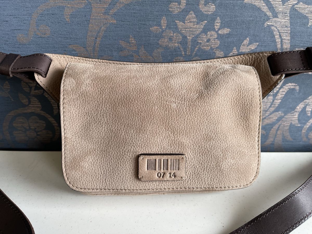 07 14 Borse da donna: 0714 Tasche – Usato da Stallikon venduto da BaumArt