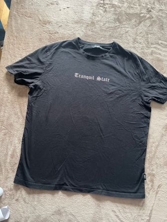 Schwarzes T-Shirt Tranquil State, selten getragen, Top!