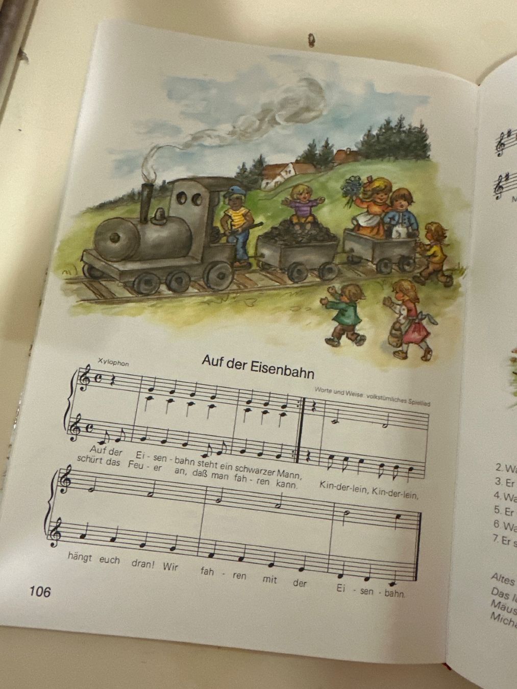 Livres: Es tönen die Lieder Buch Lore Hummel Engelbert – D'occasion à Krauchthal par Kiddy32 2