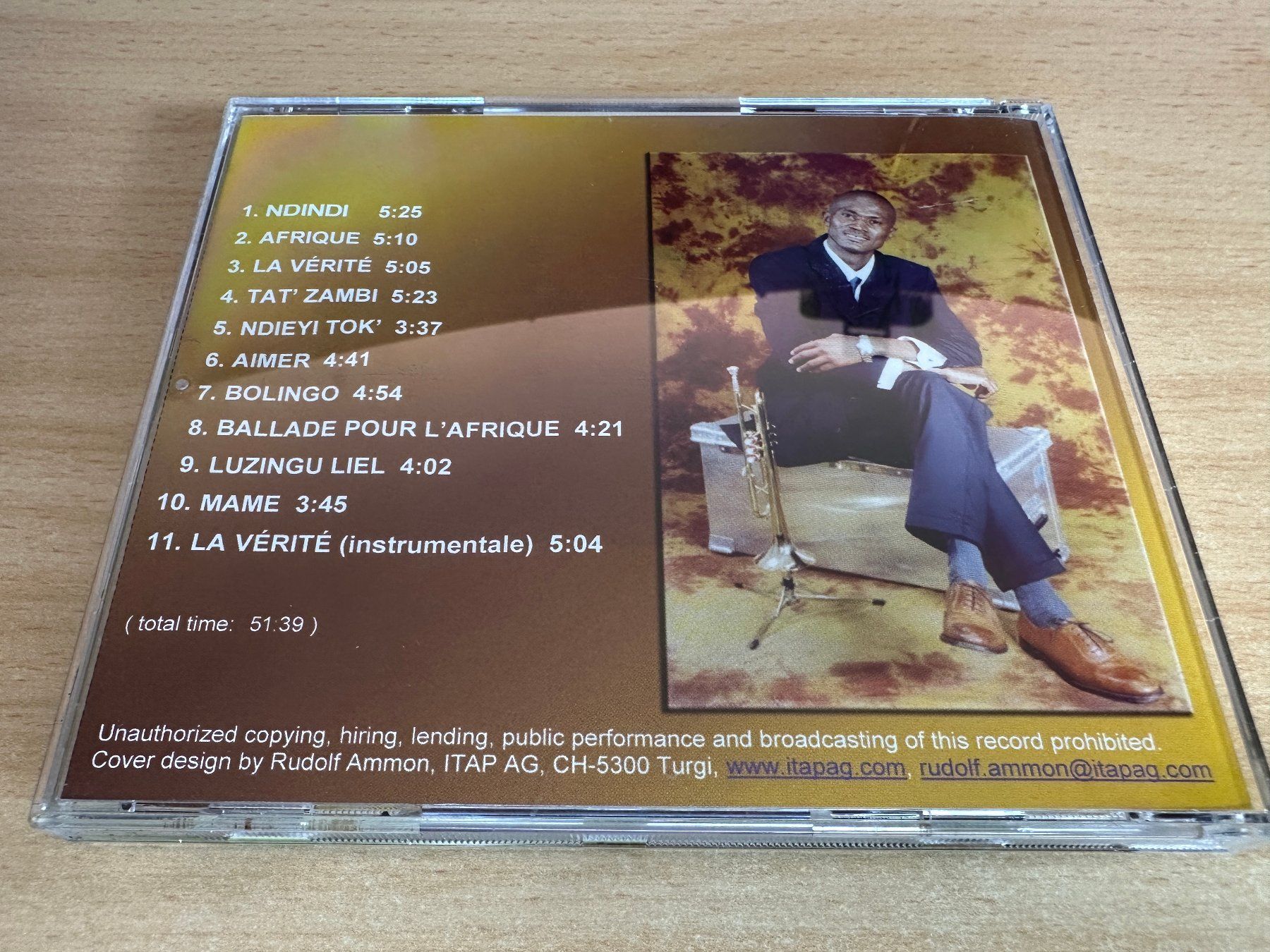 CD: Ya Tatchi – Muan' Ndindi – Usato da Rikon im Tösstal venduto da Alpenmutz 1