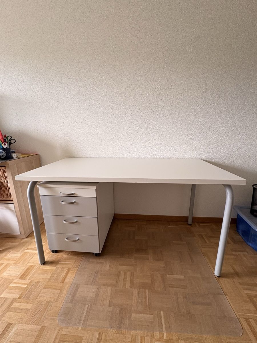 Scrivanie: Bureau et corps de bureau  – Usato da Genève venduto da Robin_ge 2