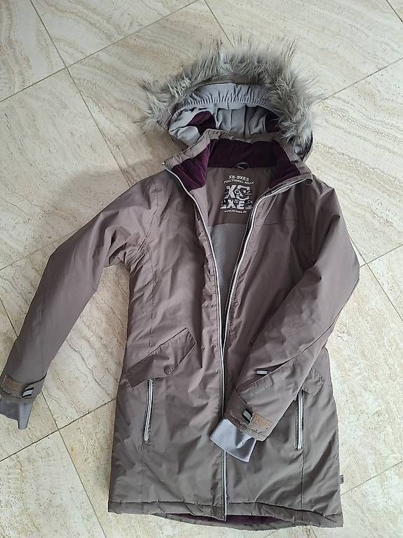 Mäntel: Warmer Wintermantel Winterjacke – Gebraucht aus Chur von weinher