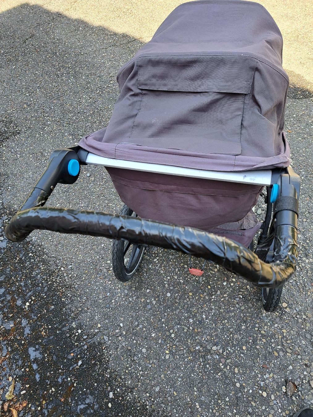 Thule Poussette: Thule Urban Glide Kinderwagen  mit Regenverdeck – D'occasion à Diepflingen par Hanshans... 2