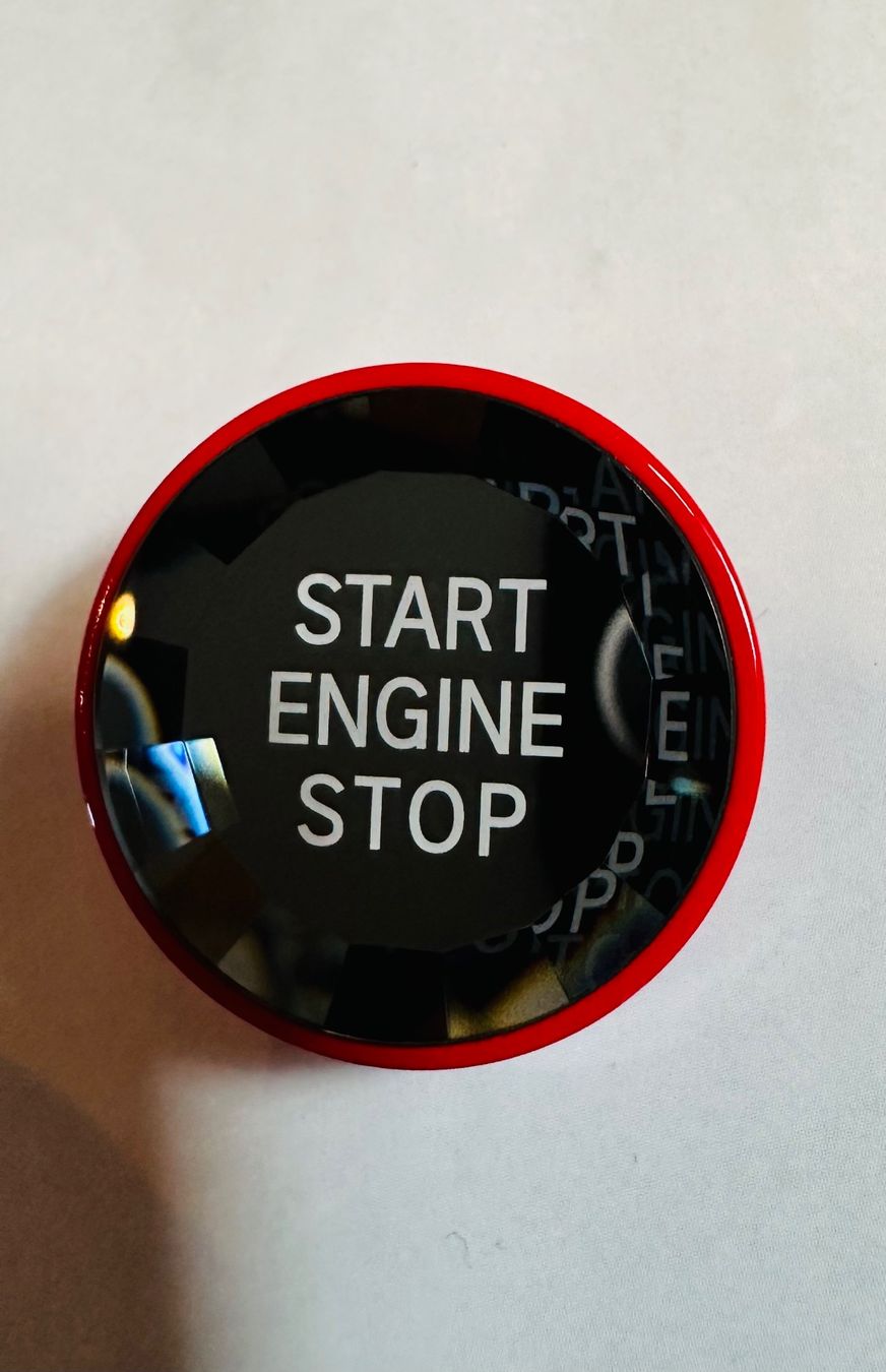 BMW Toutes les pièces auto: BMW Start Knopf E60 E70 E71 E81 E83 E84 E87 E89 E90 E91 E92 – Neuf avec emballage d'origine à Balsthal par D.K.Autoteile11 2