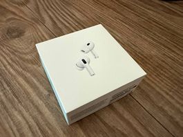 Apple AirPods Pro 2 (Lightning)