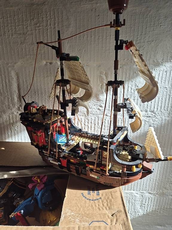 Lego Kit di costruzioni: Lego Piratenschiff – Usato da Winterthur venduto da Neuesim 1