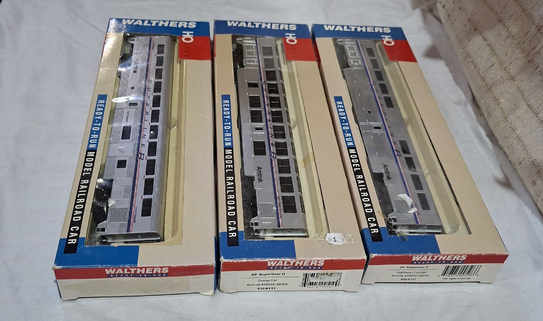 Walthers Modelleisenbahnen: Walthers HO Amtrak Superliner 3er Set  – Gebraucht aus Braunau von NadynFuchs 3