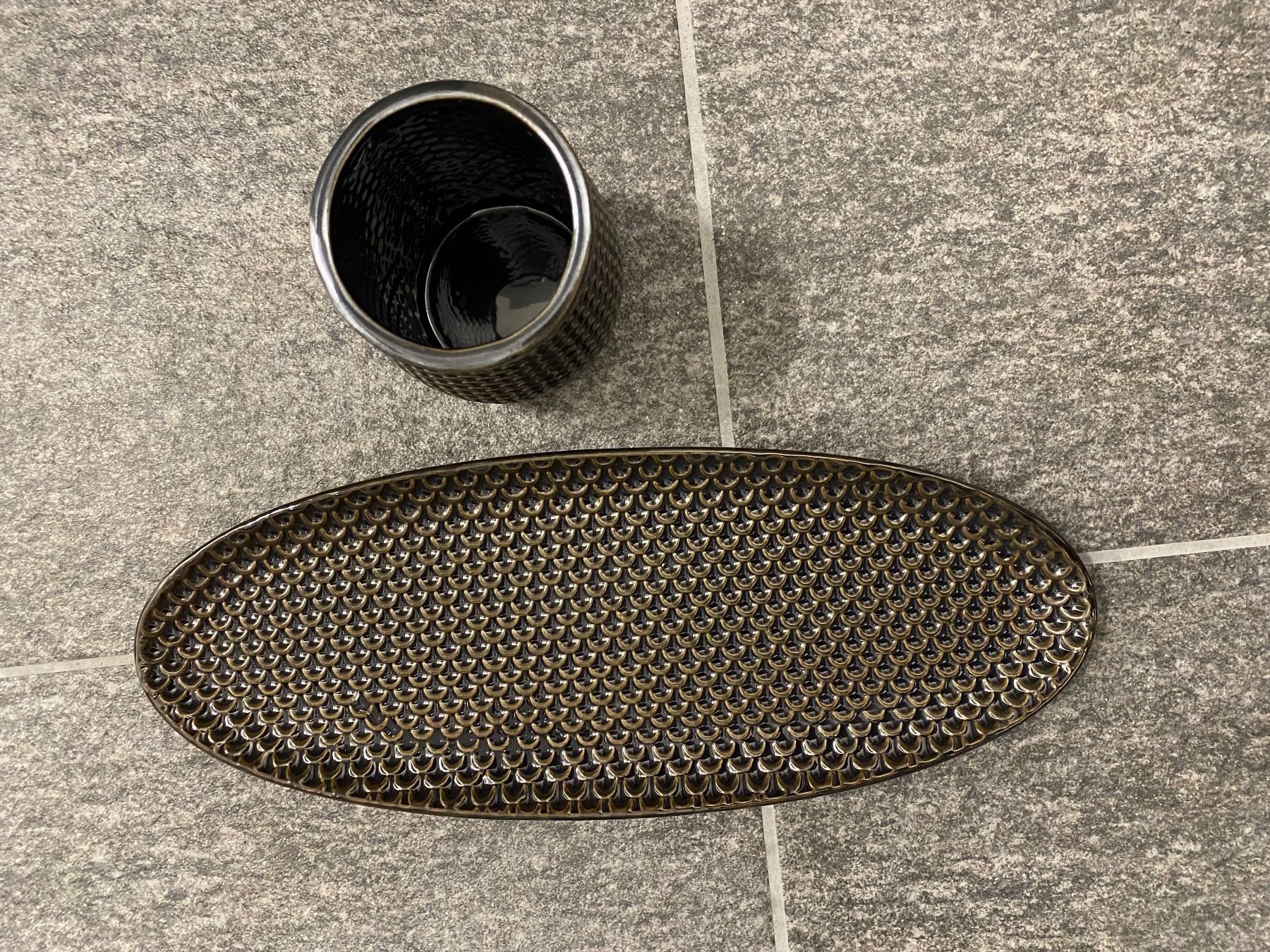 Tutte le decorazioni: Deko (Schale und Becher) – Usato da Dübendorf venduto da MSIAH