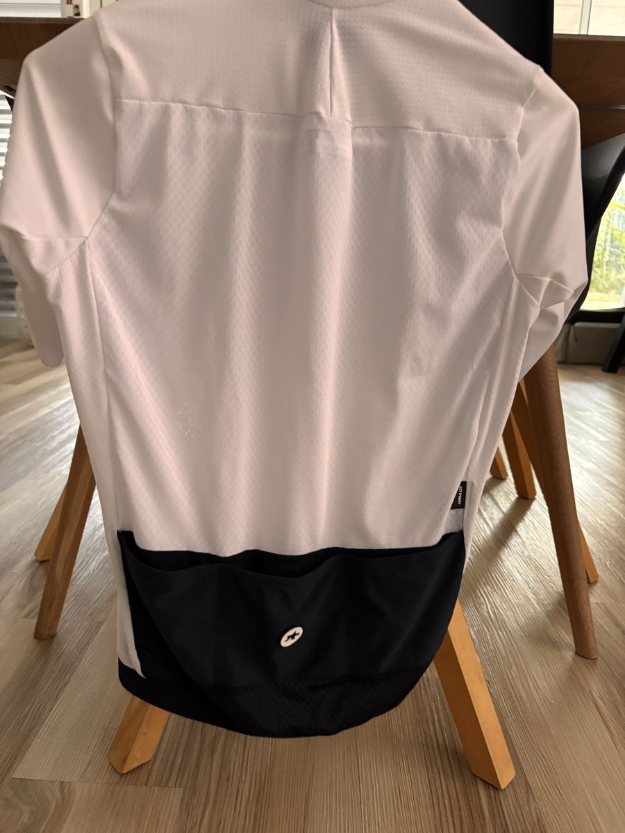 Assos Maillots de corps & Pantalons: Assos Damentrikot M – D'occasion à Rohrbach par bar_b62d 2