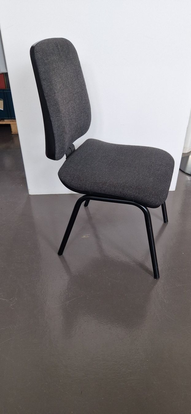 Sedie: 3 Stuhl Anthrazit Rücken Schale Schwarz Farbig – Usato da Niederbipp venduto da Trude04 2