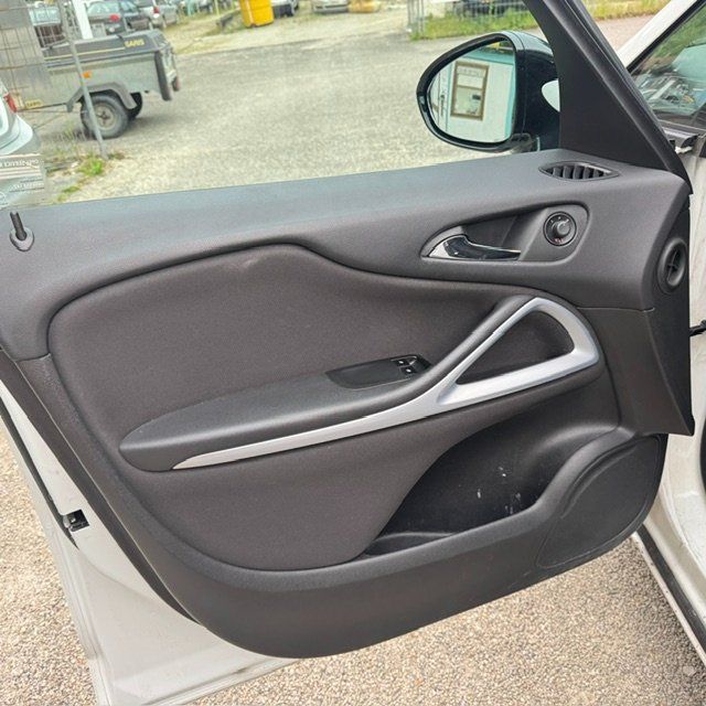 Opel Automobili: Opel Zafira 1.4 Turbo – Usato da Courrendlin venduto da alu_r525 4