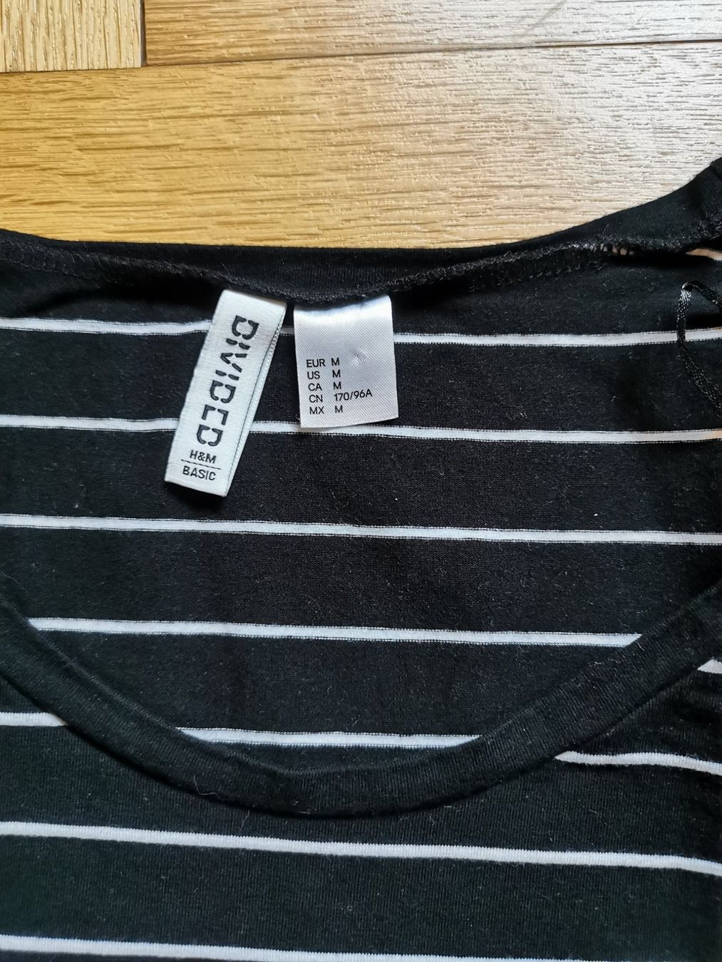 H&M T-shirt: 2 Basicshirts – Usato da Bern venduto da Linii 3