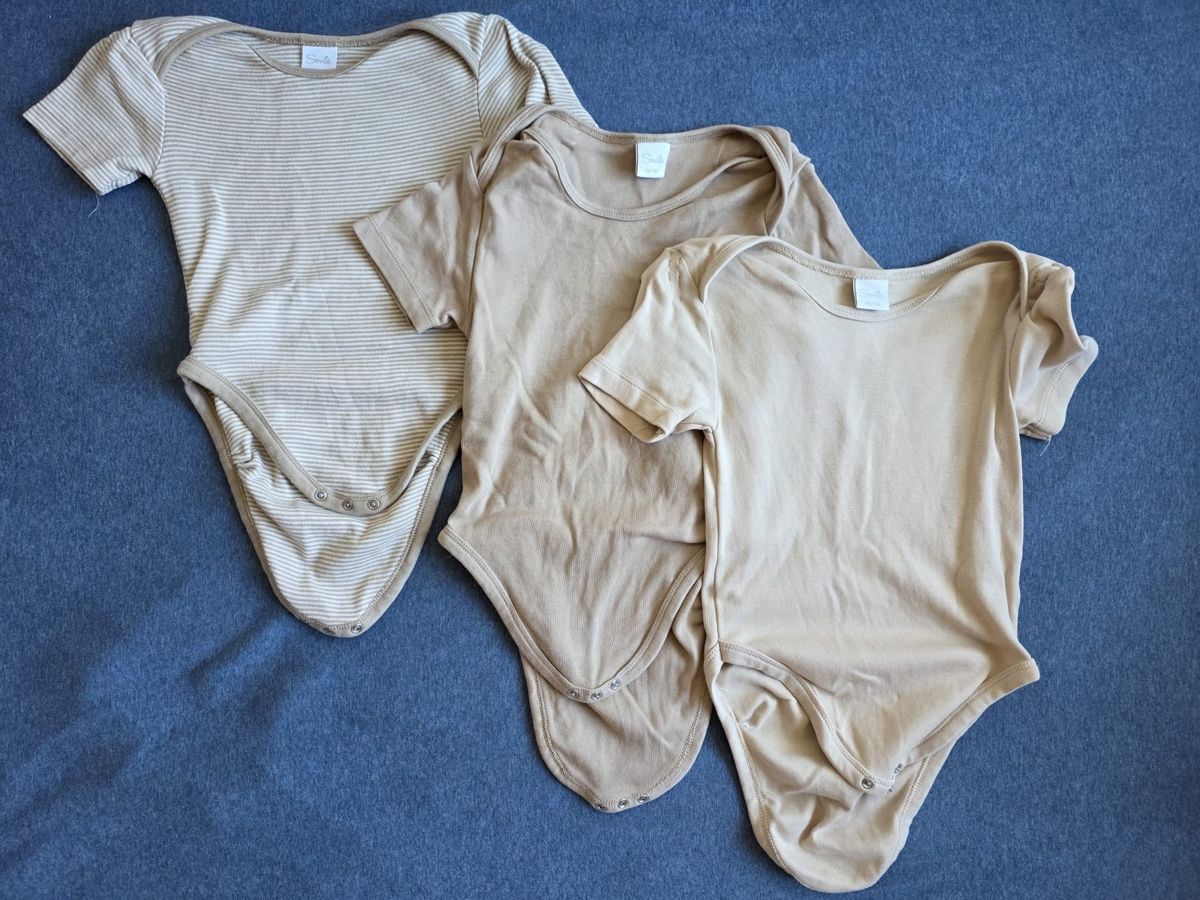 Unterwäsche: 4 Kurzarmbodies – Gebraucht aus Bonstetten von Visor9 1