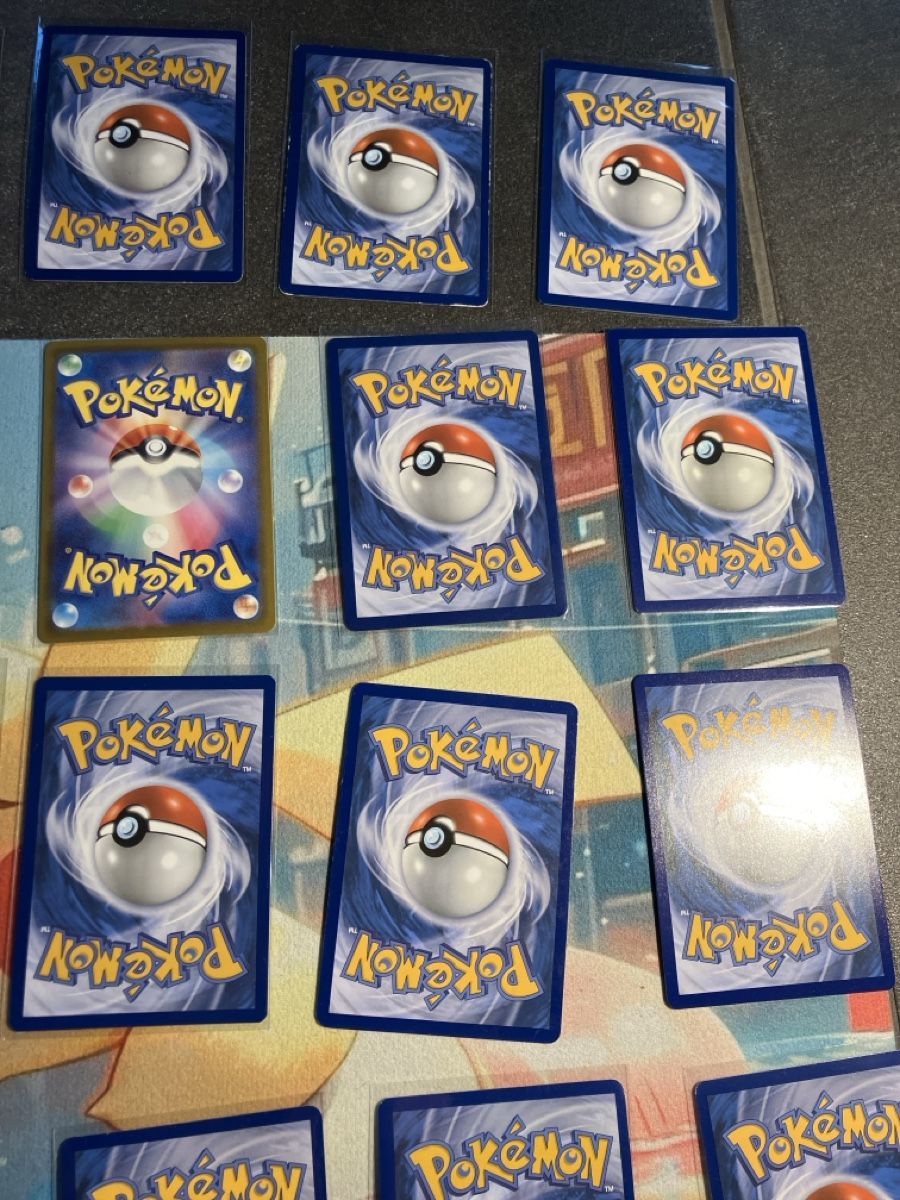Pokémon Carte collezionabili: Pokemon Sammlung 27 Cards – Usato da Brittnau venduto da DodgeVan 7