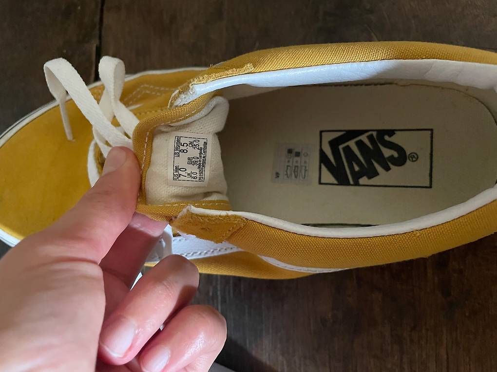Scarpe da donna: Vans Gelb Old Skool Neu Gr. 39 – Nuovo (secondo la descrizione) da Nidau venduto da ros_7cdy 2