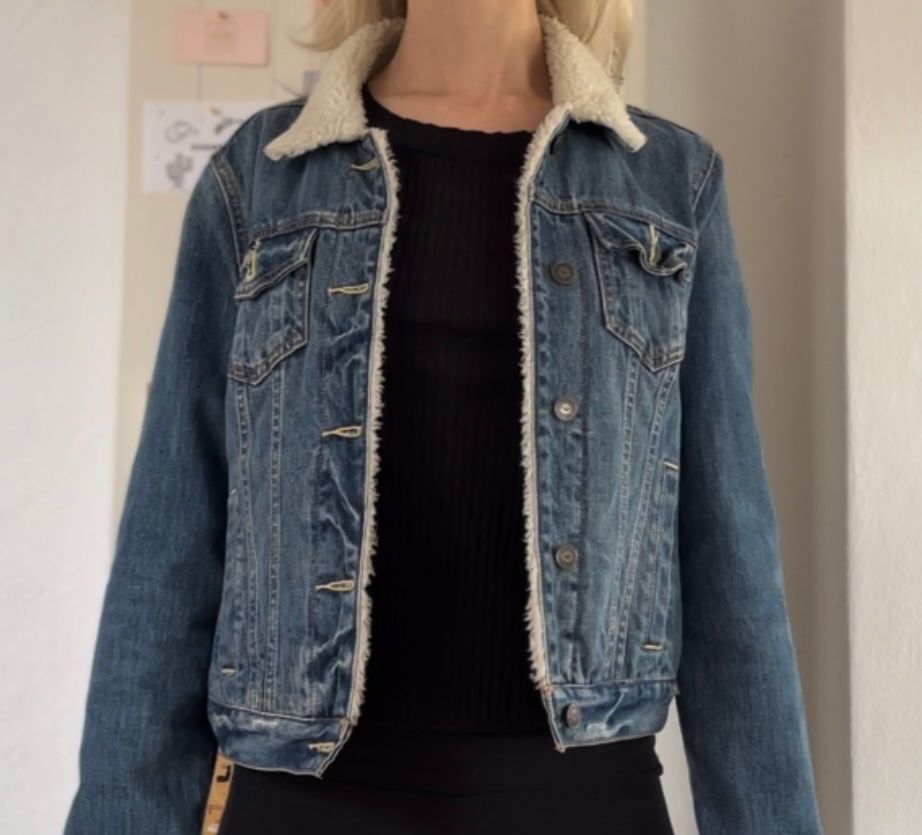 Hollister Jacken: Trucker Jeansjacke Hollister – Gebraucht aus Riet (Neftenbach) von kim_gfw6 3