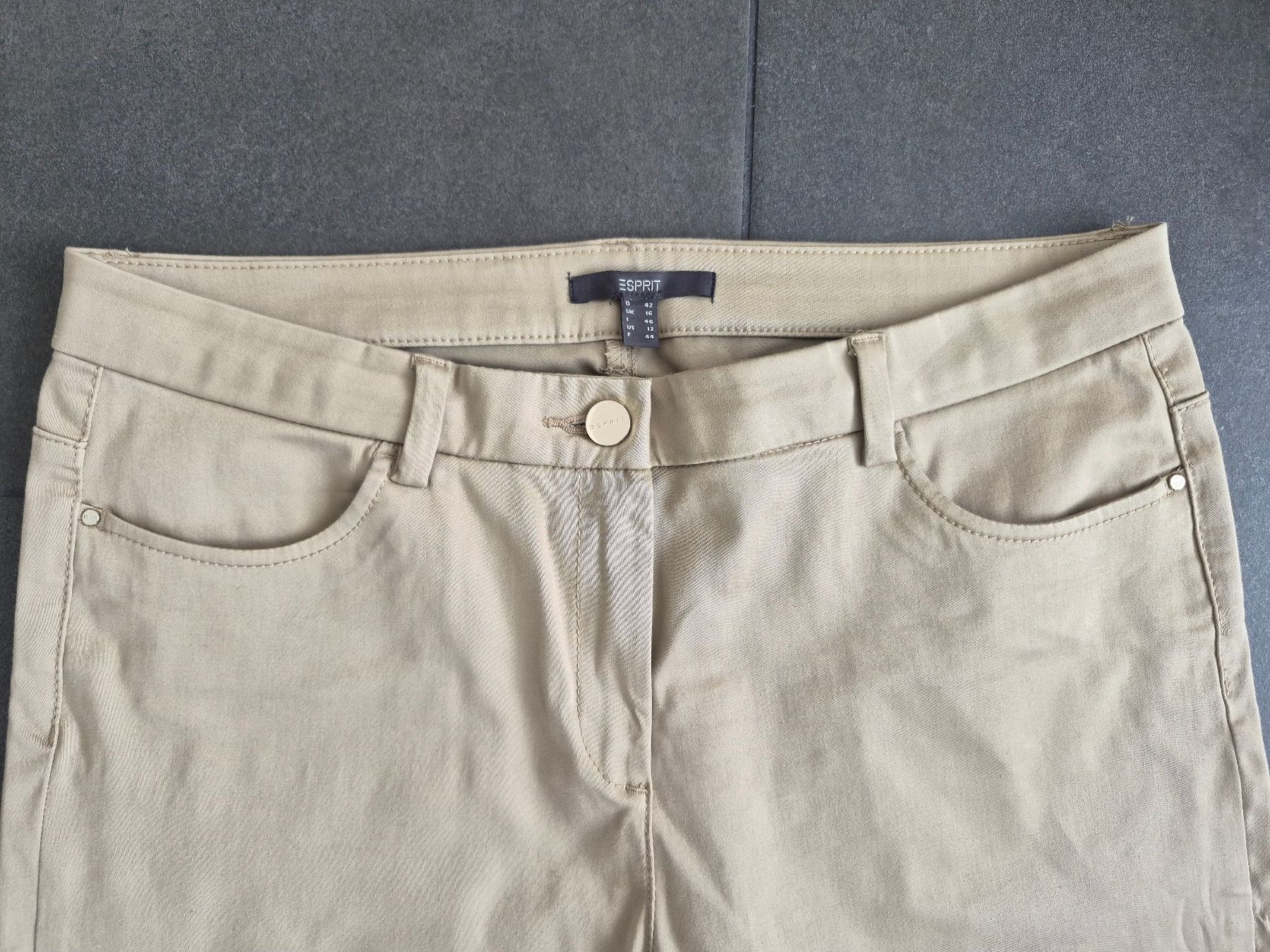 Esprit Pantaloni: ESPRIT Hose Gr. 42 * beige – Usato da Frick venduto da Baghira84 1