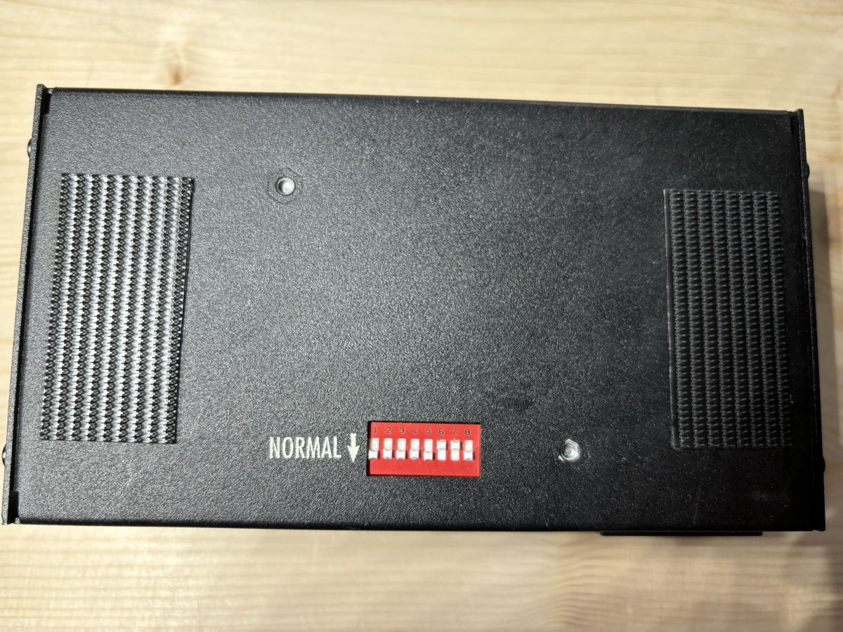 Strumenti musicali: VoodooLab Pedal Power 2 – Usato da Dättwil AG venduto da Sneskopuca 1