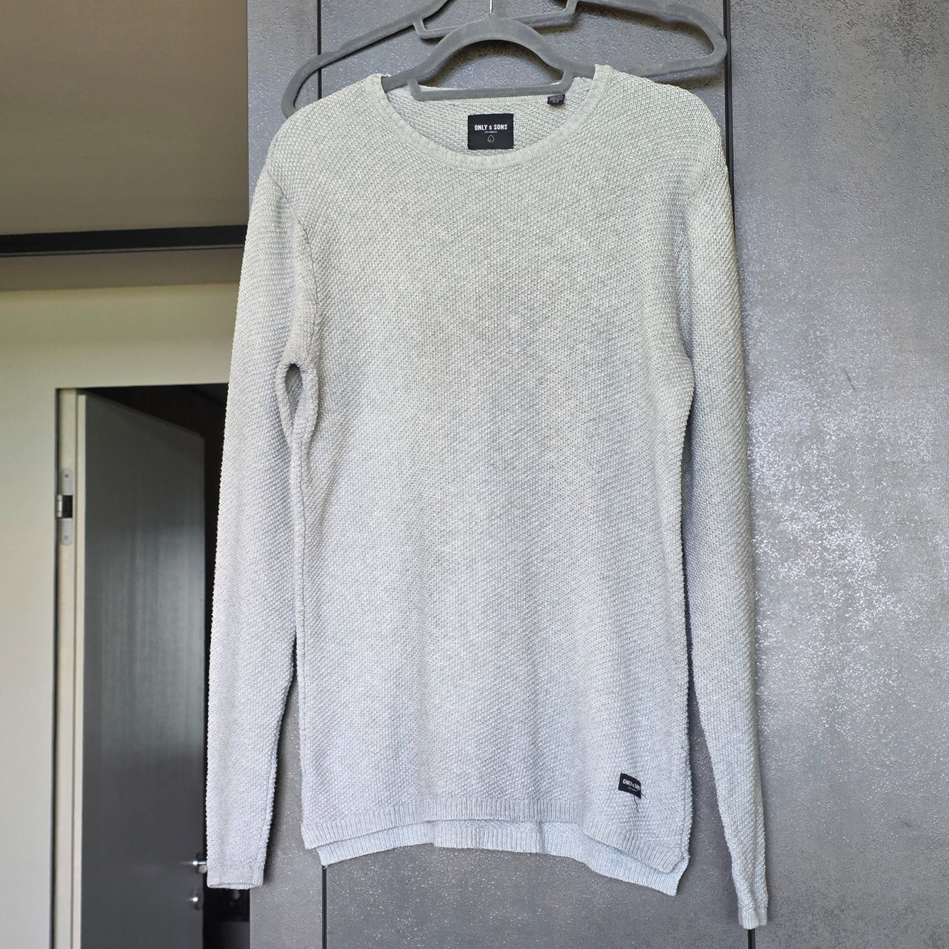 Maglioni & Felpe: 🐸 ONLY & SONS PULLOVER HERREN S COTTON PERLSTRICK HELLGRAU – Usato da Môtier (Vully) venduto da Frogs