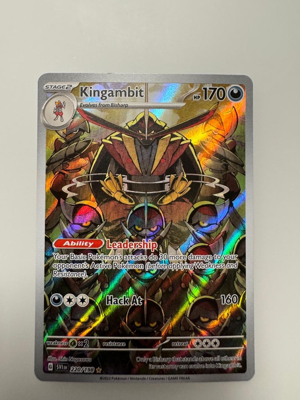 Pokémon Carte collezionabili: Kingambit | Illustration Rare | SVI 220/198 | EN – Usato da Spreitenbach venduto da Snacky96 2