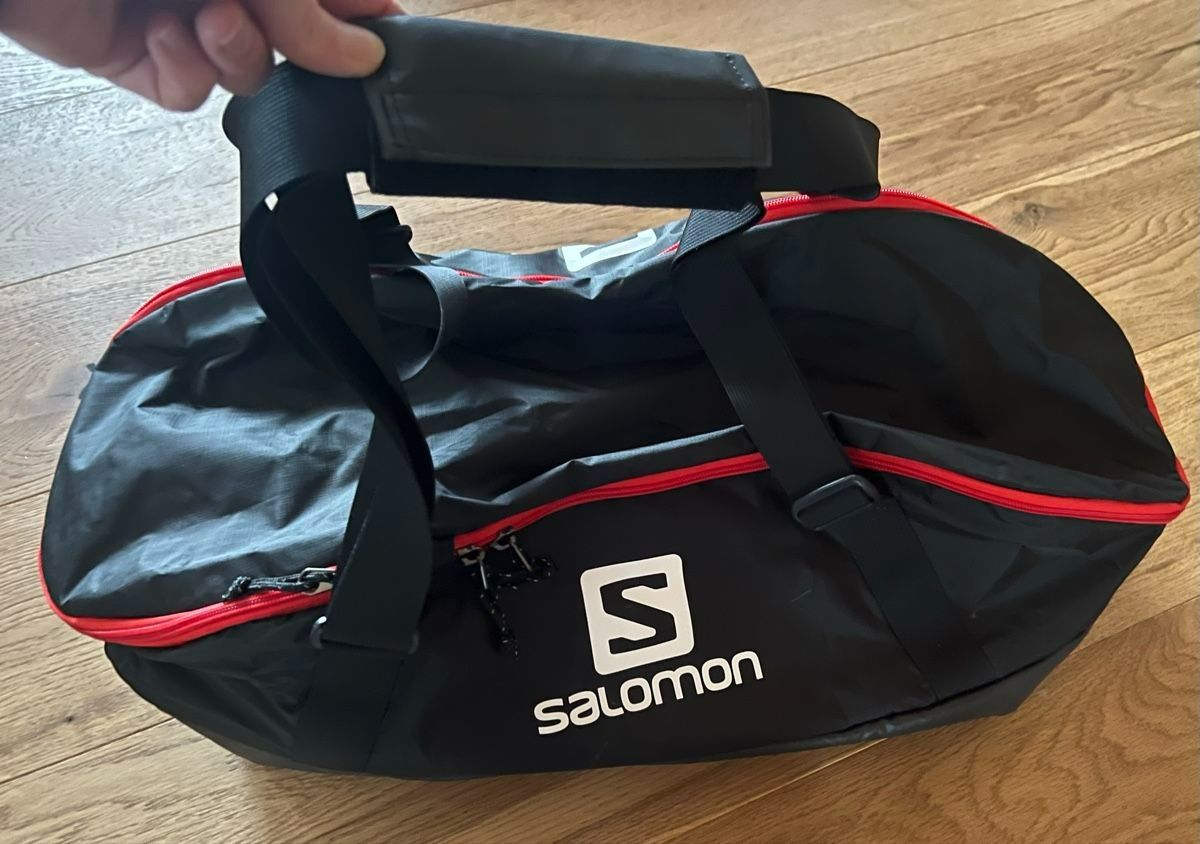 Salomon Kindertaschen: Salomon Sporttasche neu – Neu und originalverpackt aus Schafhausen im Emmental von Herzrose