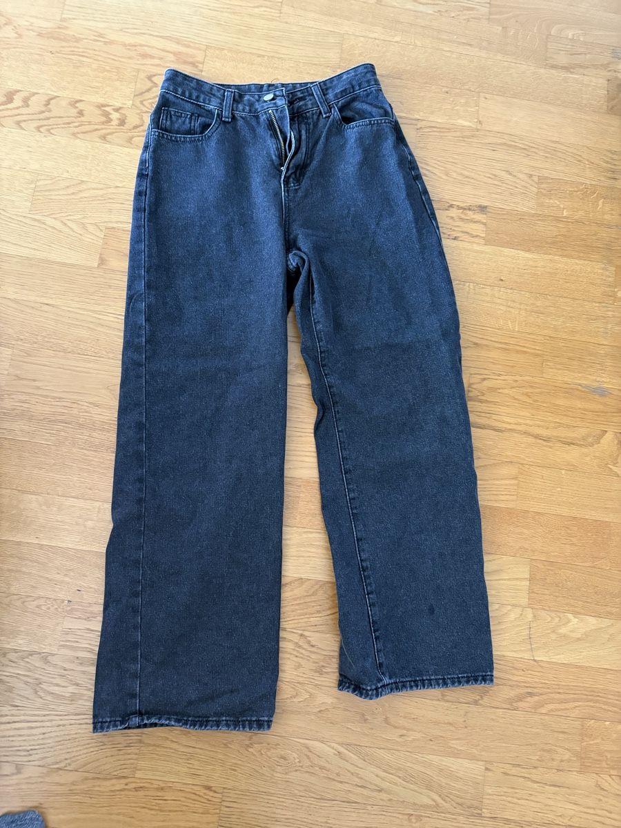 Shein Jeans: Schwarze Jeans, High waist, Gr. 36 / S – Gebraucht aus Beromünster von msklef 1